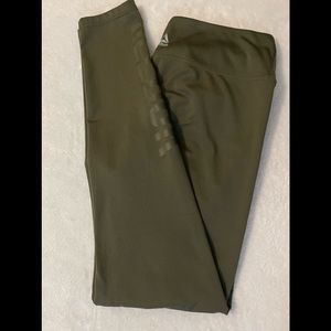 Like New Reebok Leggings